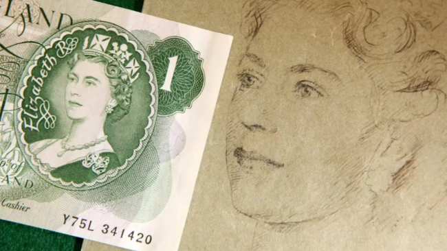 Fotoğraf: Getty Images (Kraliçe'nin portresini taşıyan ilk banknot, 1960 yılı.)